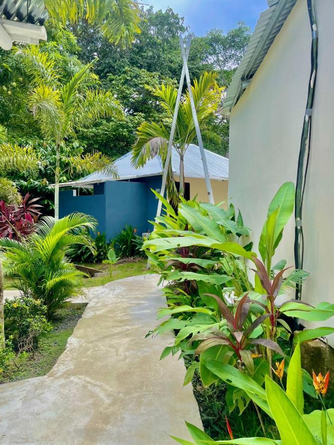 Grand Park Manuel Antonio Hotel Quepos Exterior photo