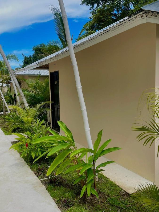 Grand Park Manuel Antonio Hotel Quepos Exterior photo